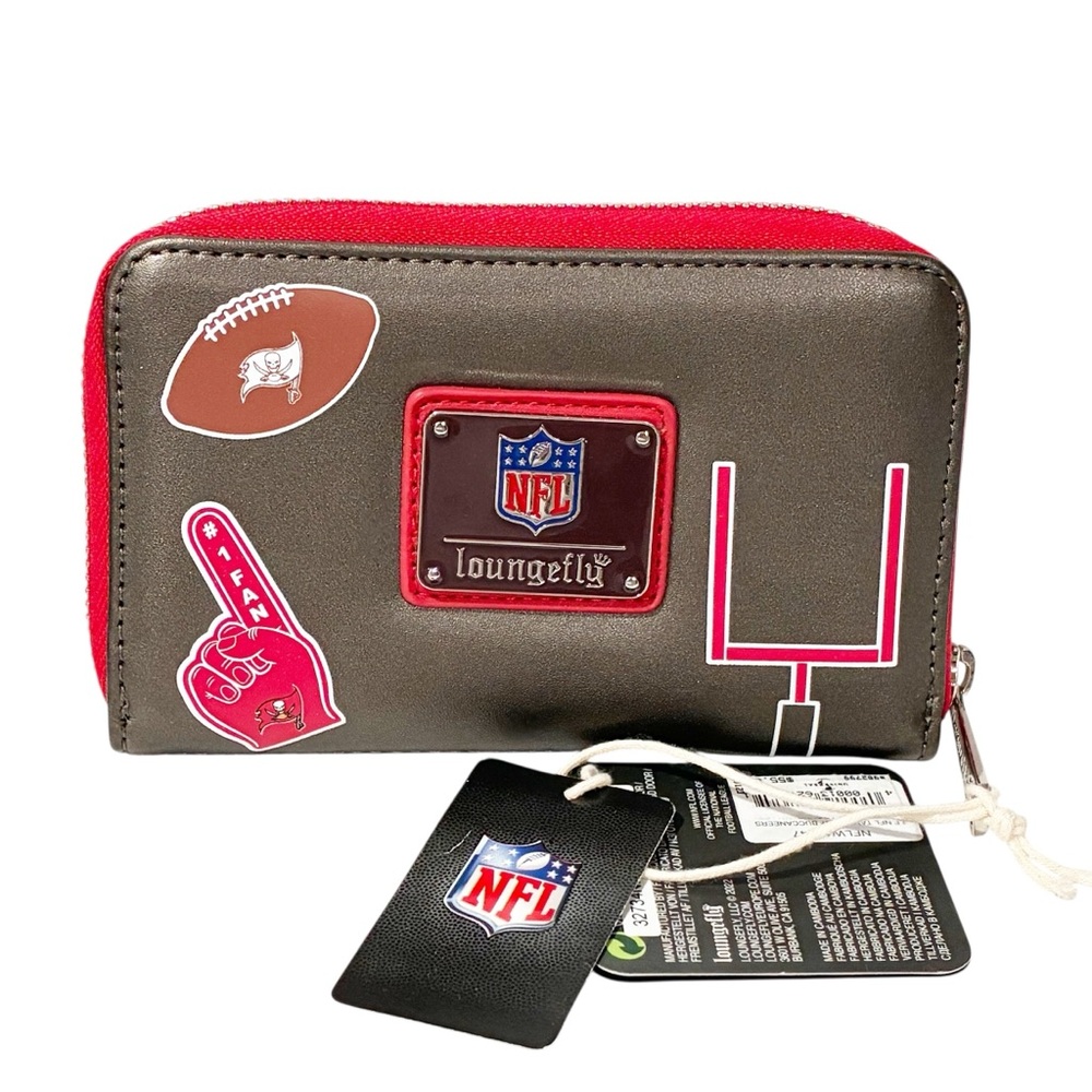 Loungefly NFL Tampa Bay Buccaneers Patches Zip Around Wallet Wallet NEW